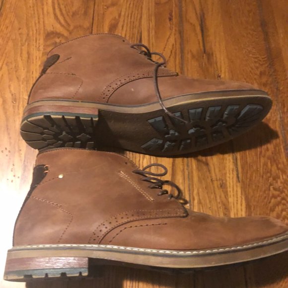 Arkbird Men's Chukka Boots - Picture 3 of 9